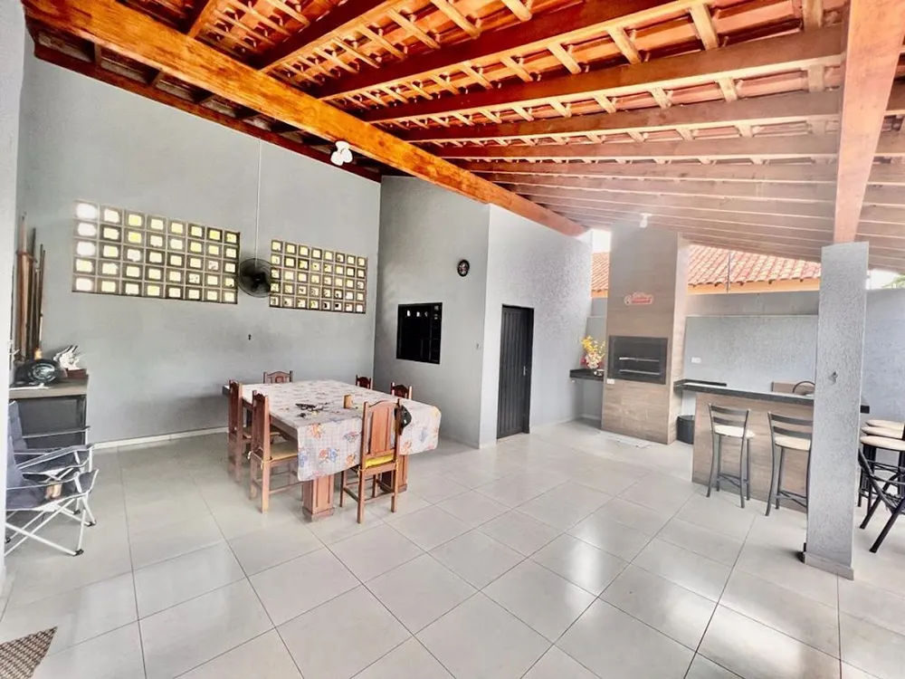 Casa, 4 quartos, 180 m² - Foto 1