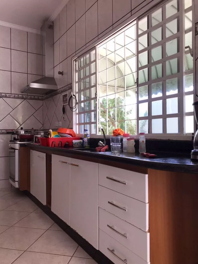 Casa, 3 quartos, 280 m² - Foto 2