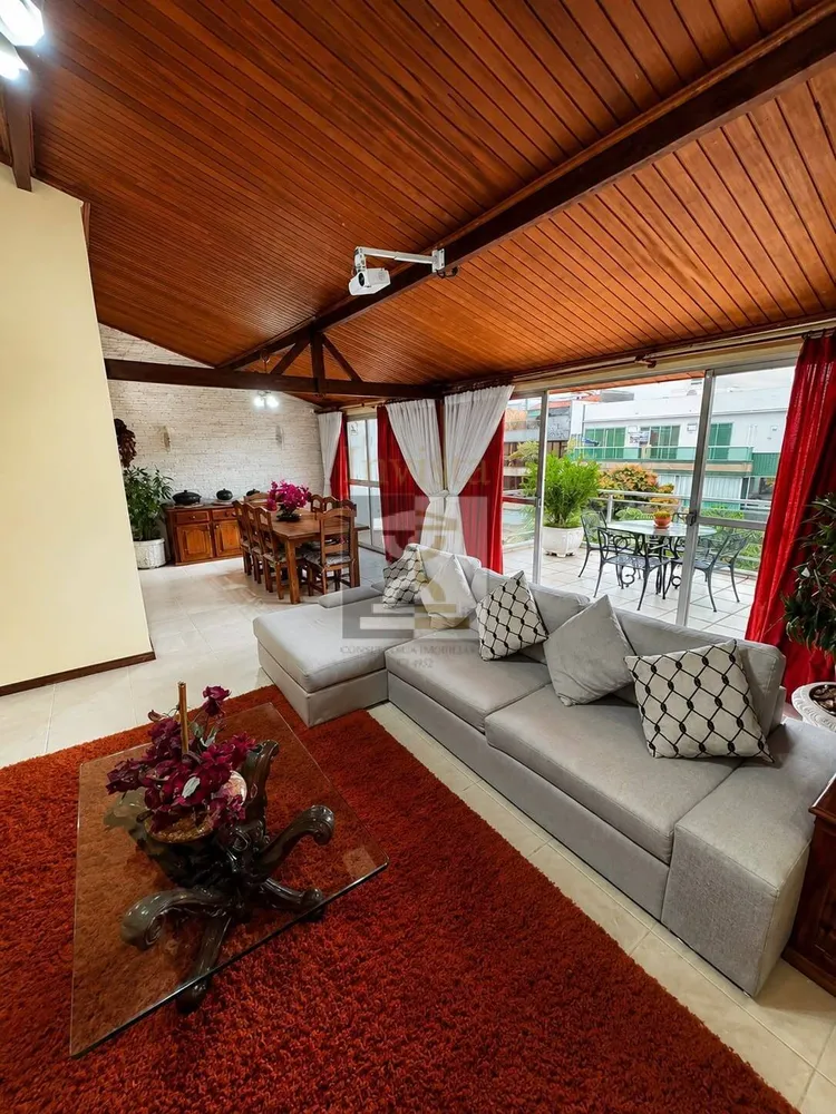 Cobertura, 3 quartos, 260 m² - Foto 2