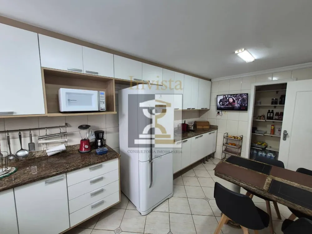 Casa, 4 quartos, 320 m² - Foto 11