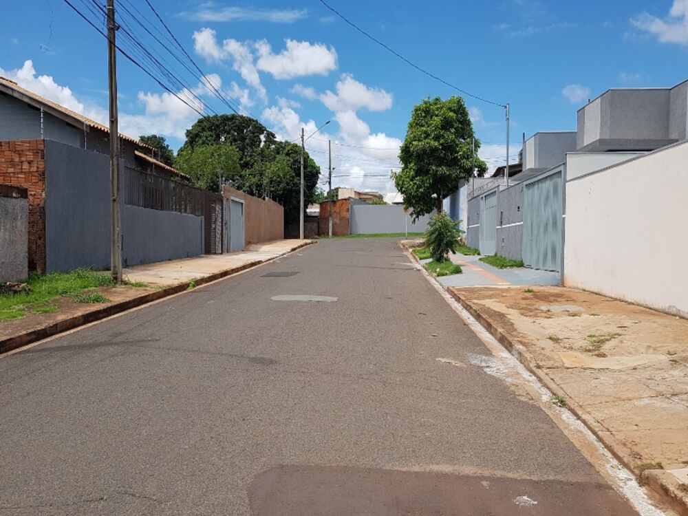 Casa, 5 quartos, 177 m² - Foto 1