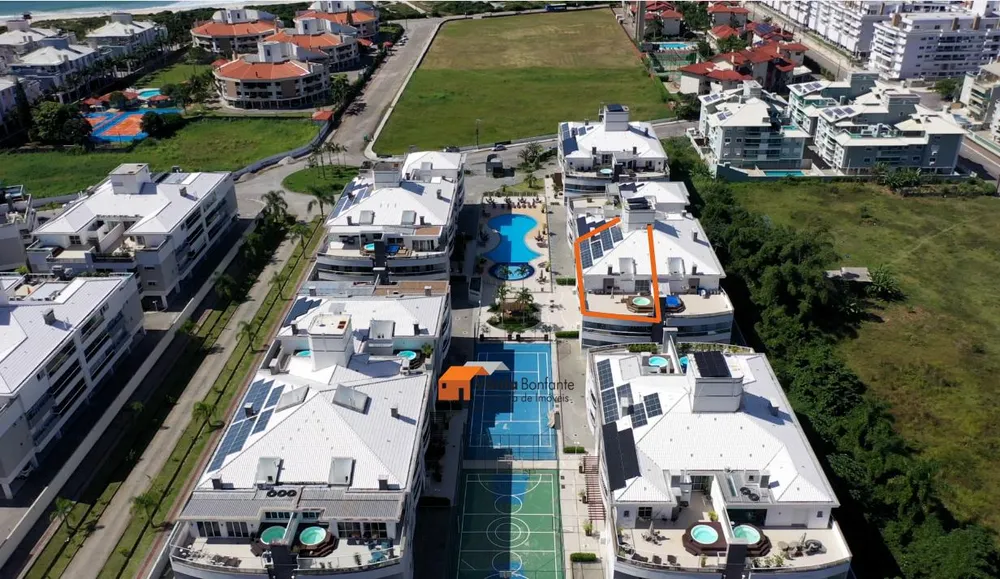 Cobertura, 3 quartos, 208 m² - Foto 4