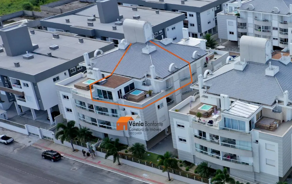 Cobertura, 3 quartos, 200 m² - Foto 1