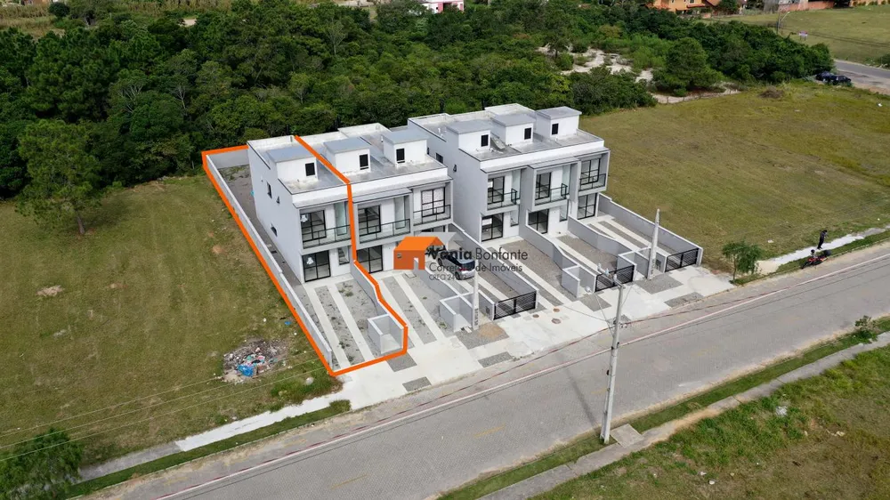 Casa, 3 quartos, 122 m² - Foto 2