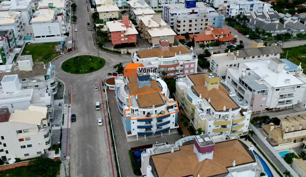 Cobertura, 3 quartos, 195 m² - Foto 2