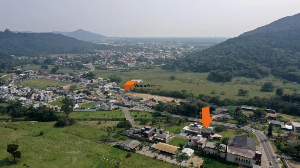Casa, 4 quartos, 238 m² - Foto 3