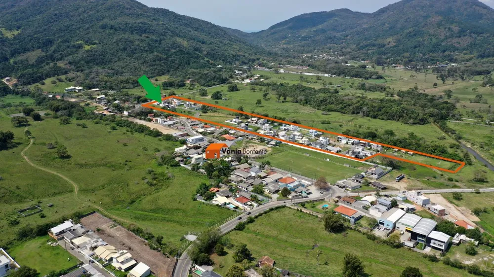 Casa, 4 quartos, 238 m² - Foto 2