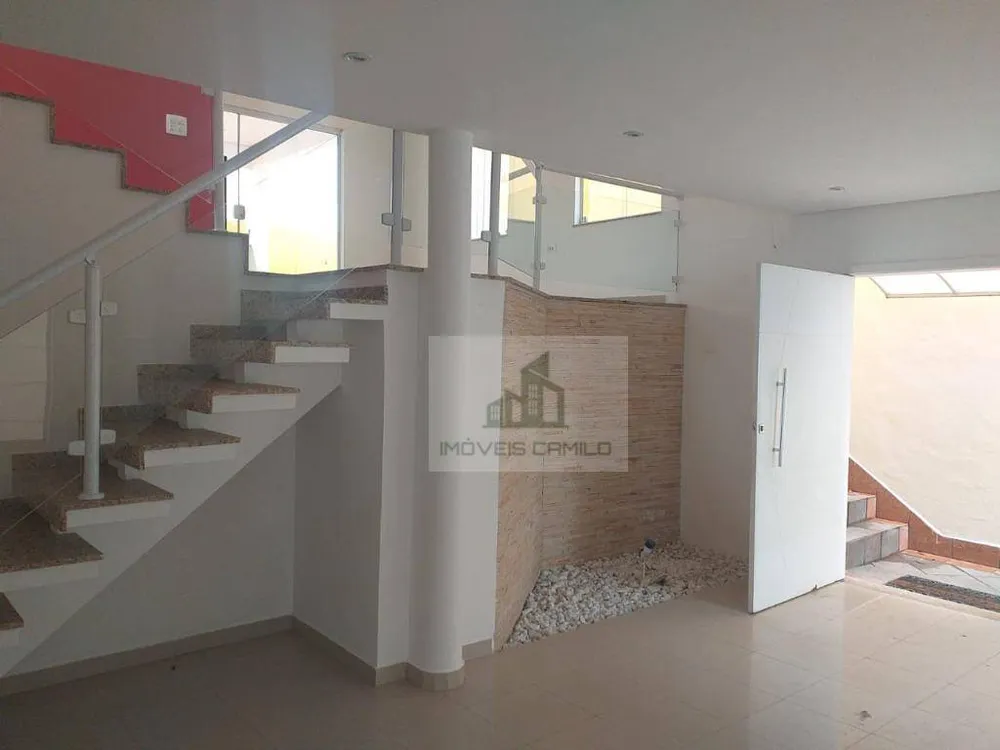 Casa, 2 quartos, 250 m² - Foto 1