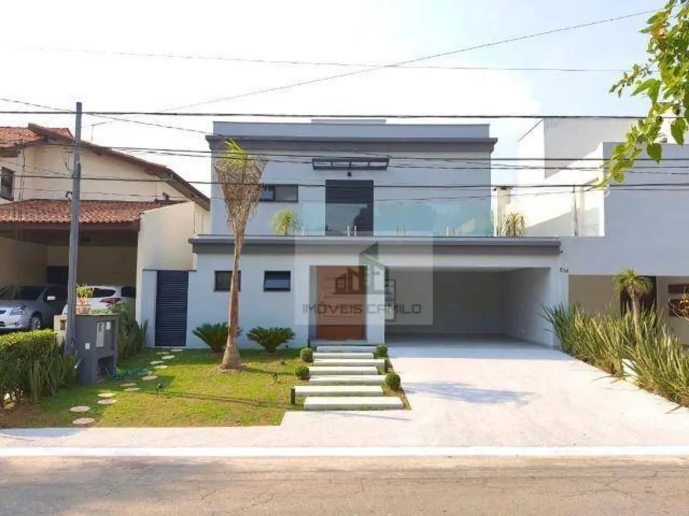 Casa, 4 quartos, 245 m² - Foto 1