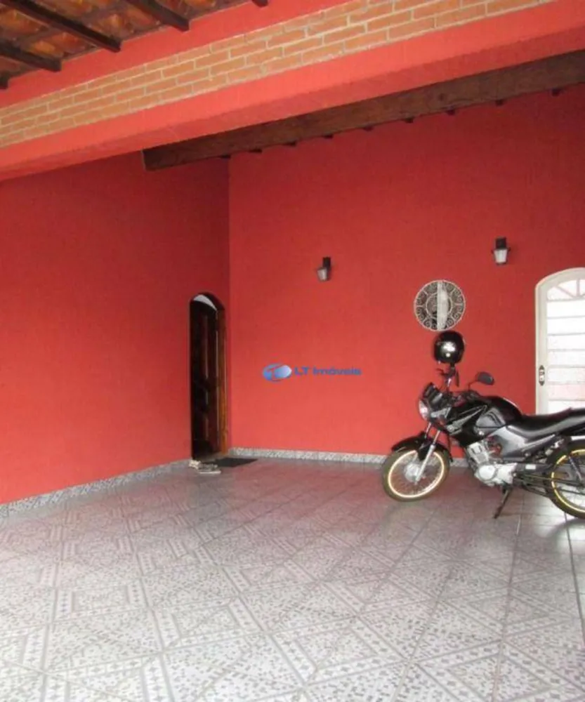 Casa, 3 quartos, 219 m² - Foto 3