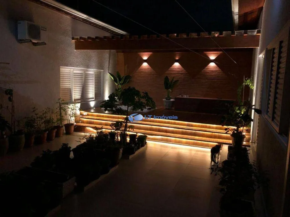 Casa, 5 quartos, 250 m² - Foto 16