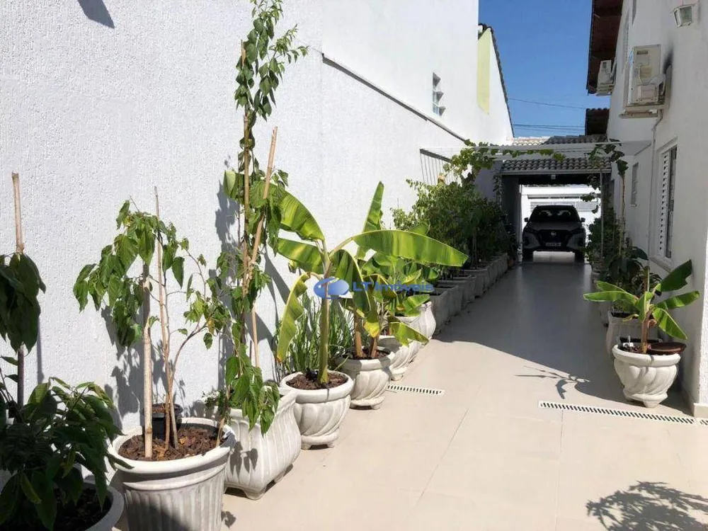 Casa, 5 quartos, 250 m² - Foto 14