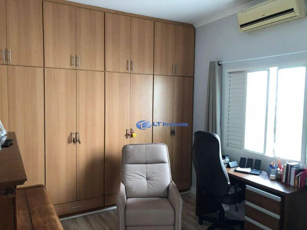 Casa, 5 quartos, 250 m² - Foto 9