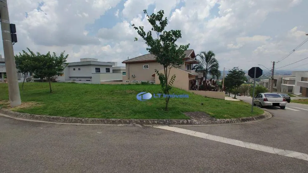 Loteamento e Condomínio, 272 m² - Foto 1
