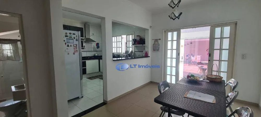 Sobrado, 3 quartos, 250 m² - Foto 3