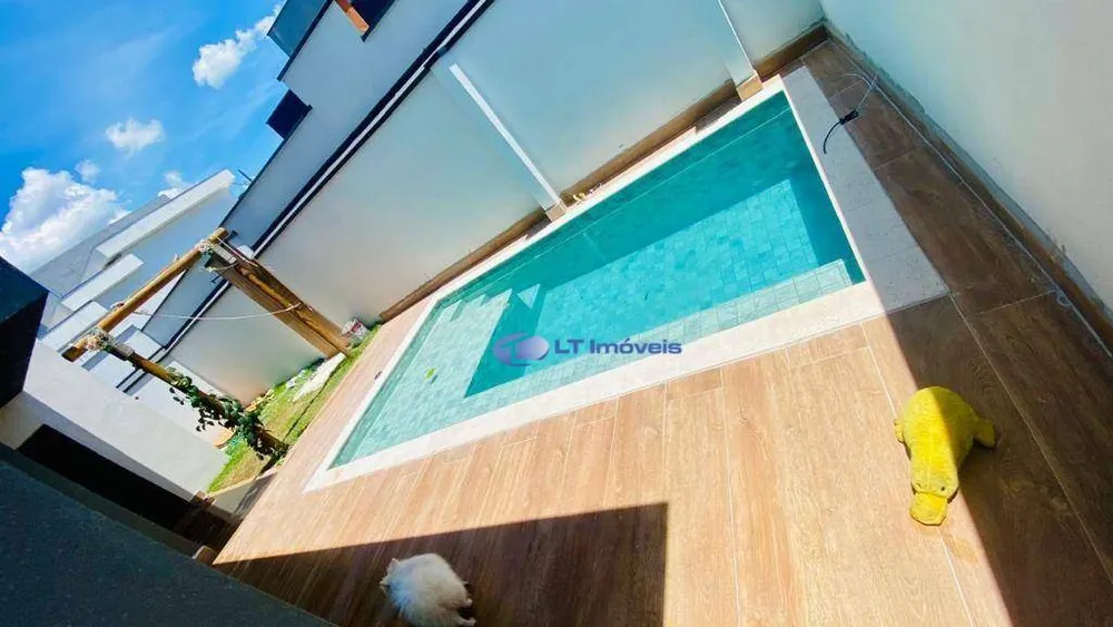 Sobrado, 3 quartos, 193 m² - Foto 2
