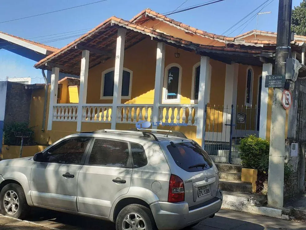 Casa, 3 quartos, 280 m² - Foto 1