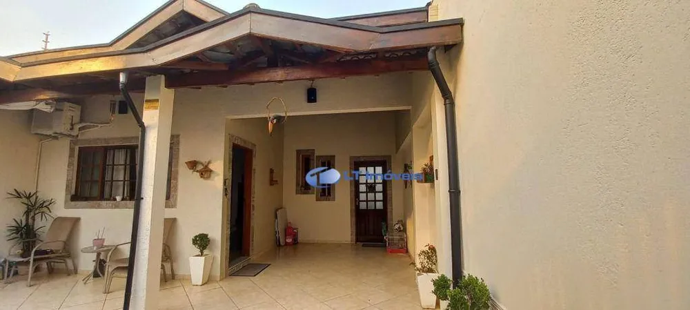 Casa, 3 quartos, 115 m² - Foto 2