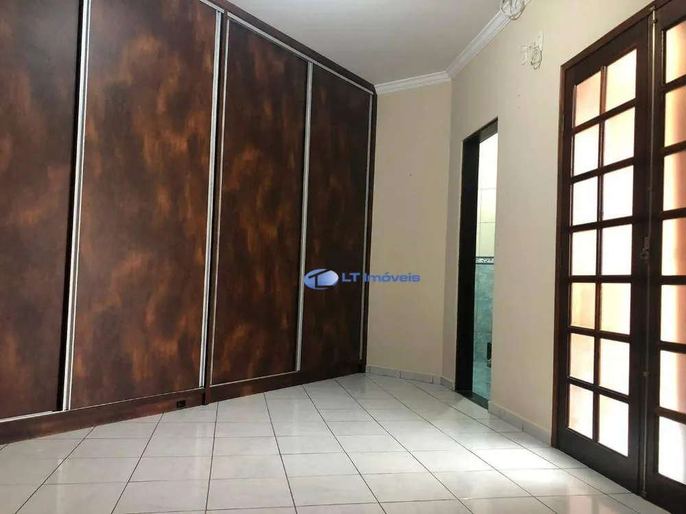 Sobrado, 4 quartos, 235 m² - Foto 9