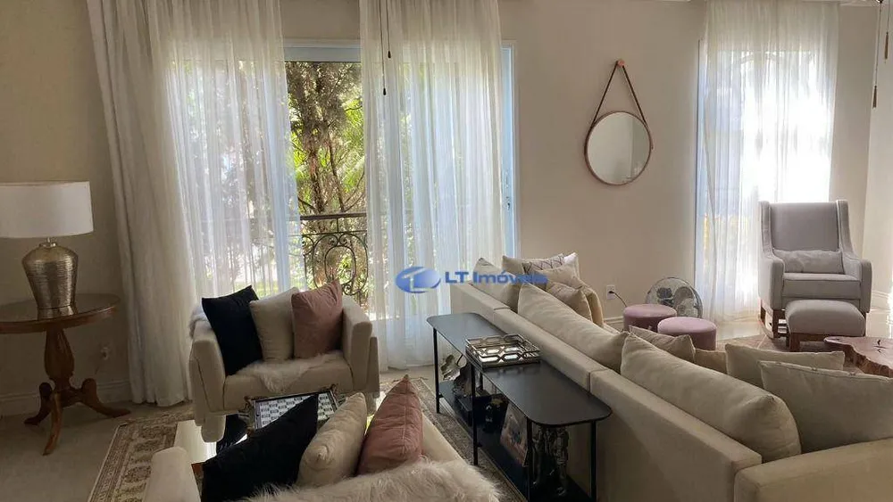 Casa, 7 quartos, 760 m² - Foto 2