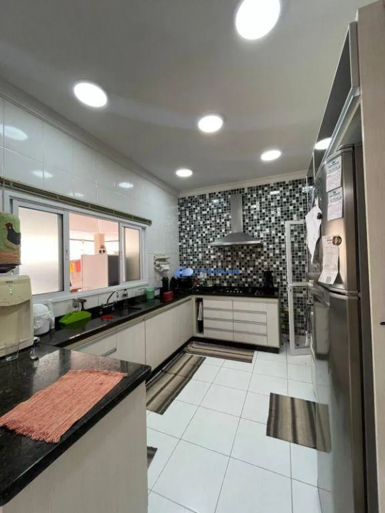 Sobrado, 3 quartos, 240 m² - Foto 4