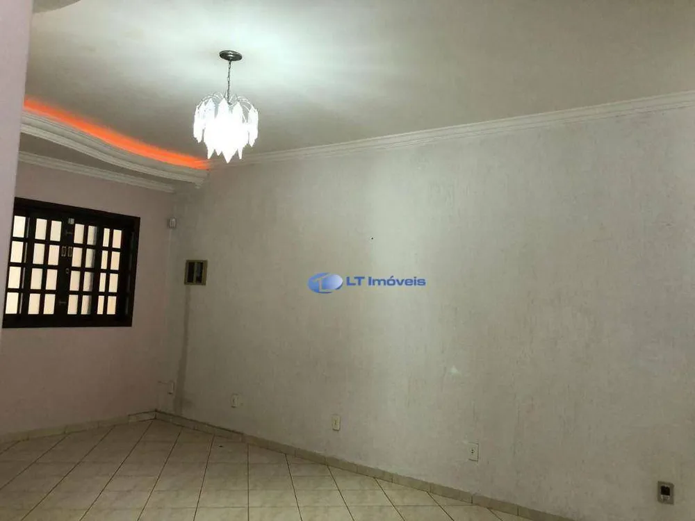 Sobrado, 4 quartos, 235 m² - Foto 4