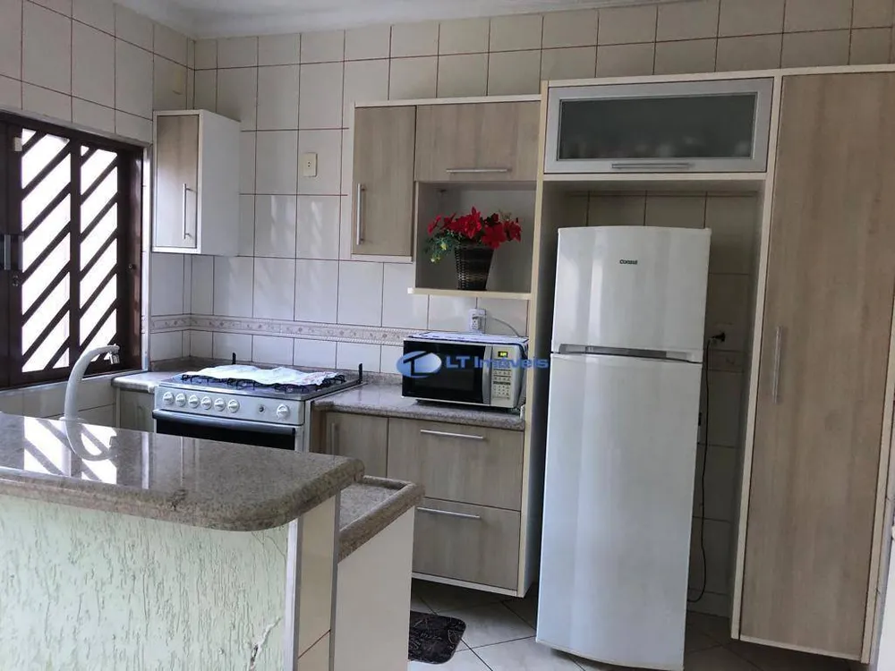Sobrado, 4 quartos, 235 m² - Foto 5