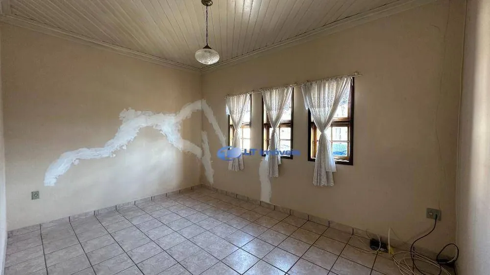 Casa, 3 quartos, 210 m² - Foto 6