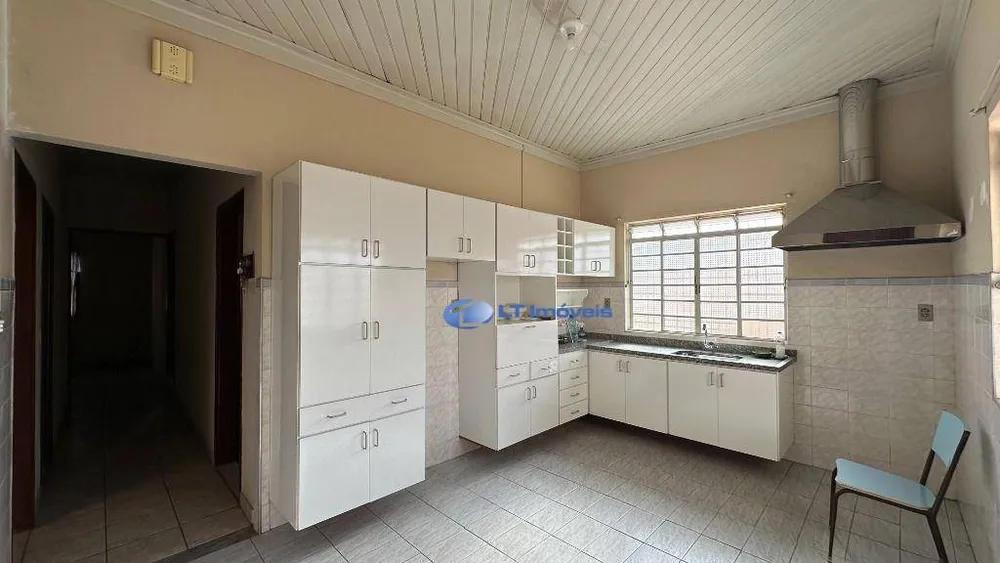 Casa, 3 quartos, 210 m² - Foto 9
