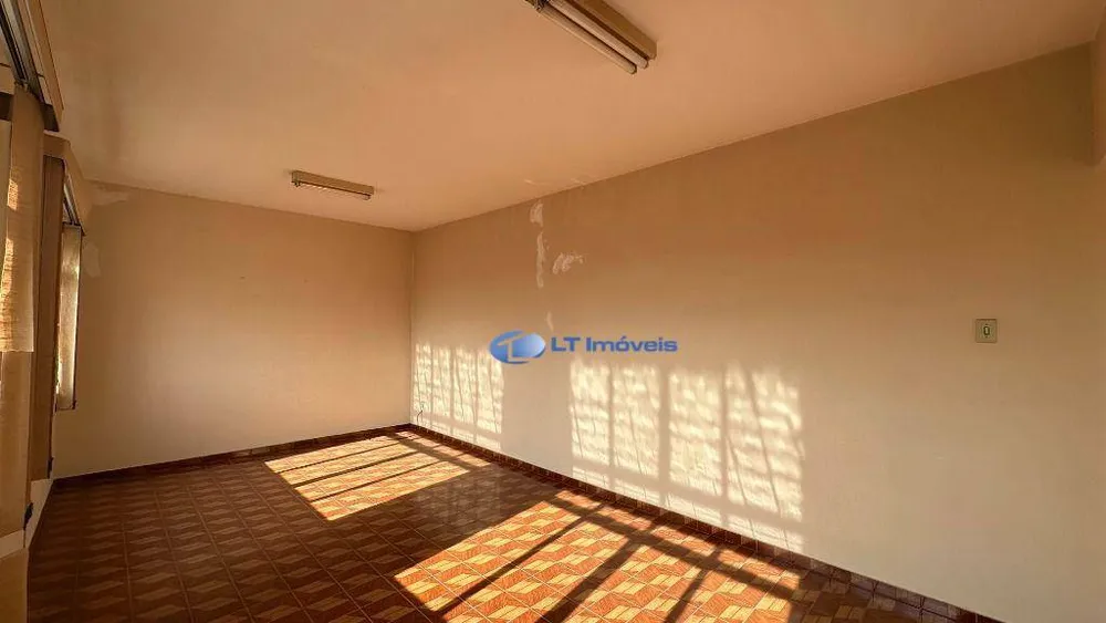 Casa, 3 quartos, 210 m² - Foto 15