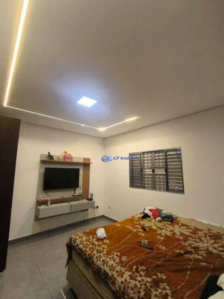 Chácara, 2 quartos, 1520 m² - Foto 1