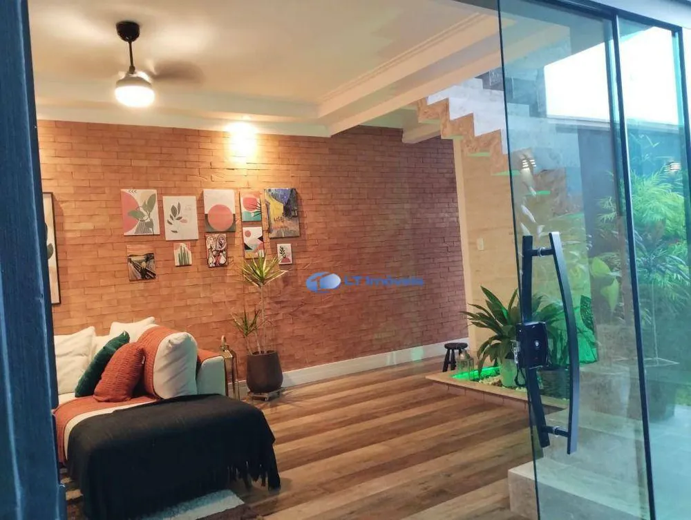Sobrado, 4 quartos, 245 m² - Foto 3