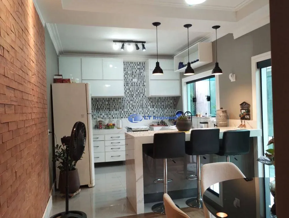 Sobrado, 4 quartos, 245 m² - Foto 5