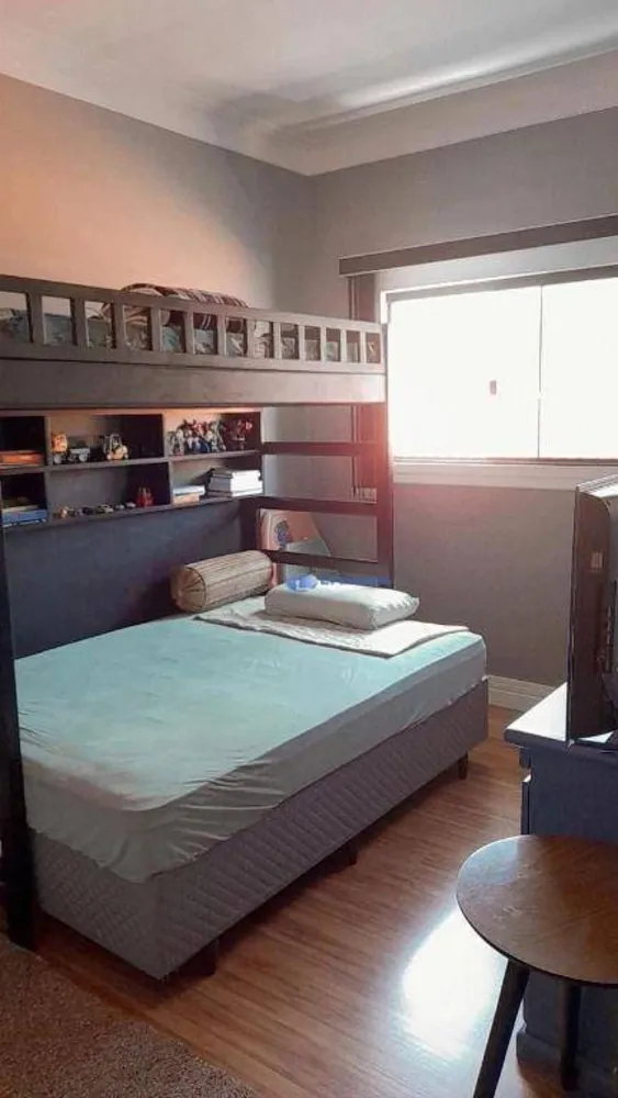Sobrado, 4 quartos, 245 m² - Foto 8