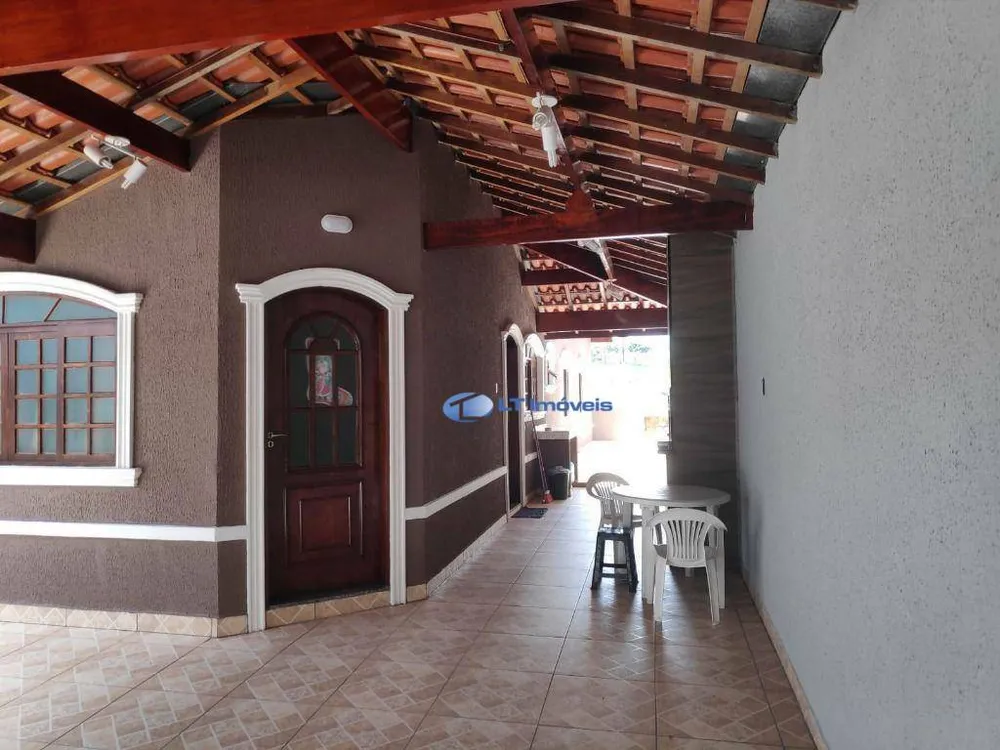 Casa, 3 quartos, 130 m² - Foto 1