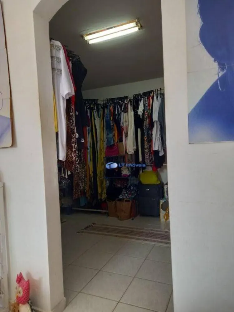 Casa, 4 quartos, 228 m² - Foto 4