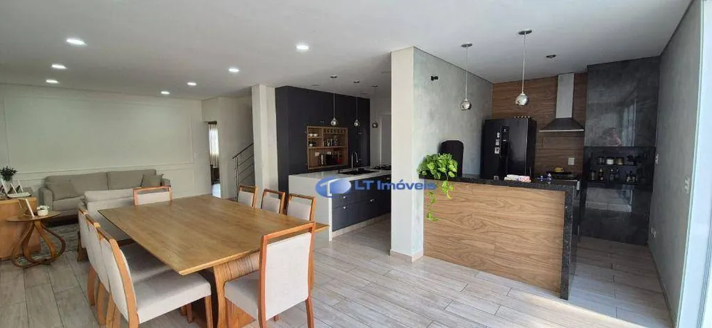 Sobrado, 3 quartos, 192 m² - Foto 3