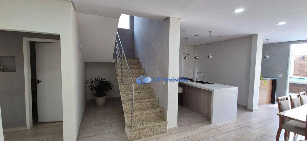 Sobrado, 3 quartos, 192 m² - Foto 2