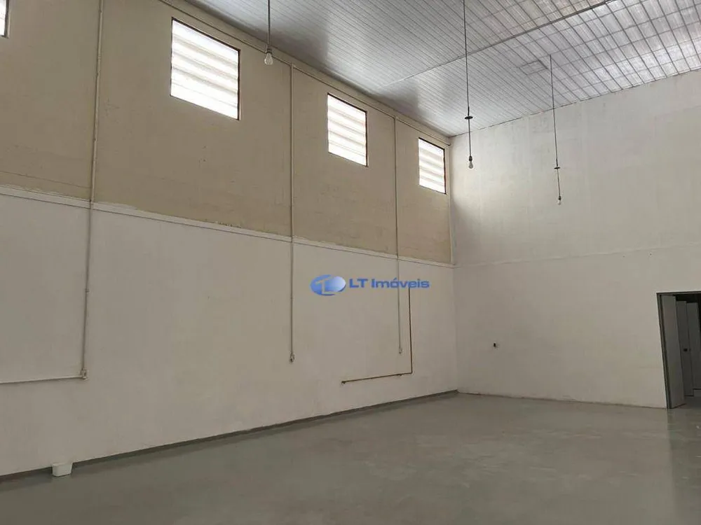 Depósito-Galpão, 240 m² - Foto 2