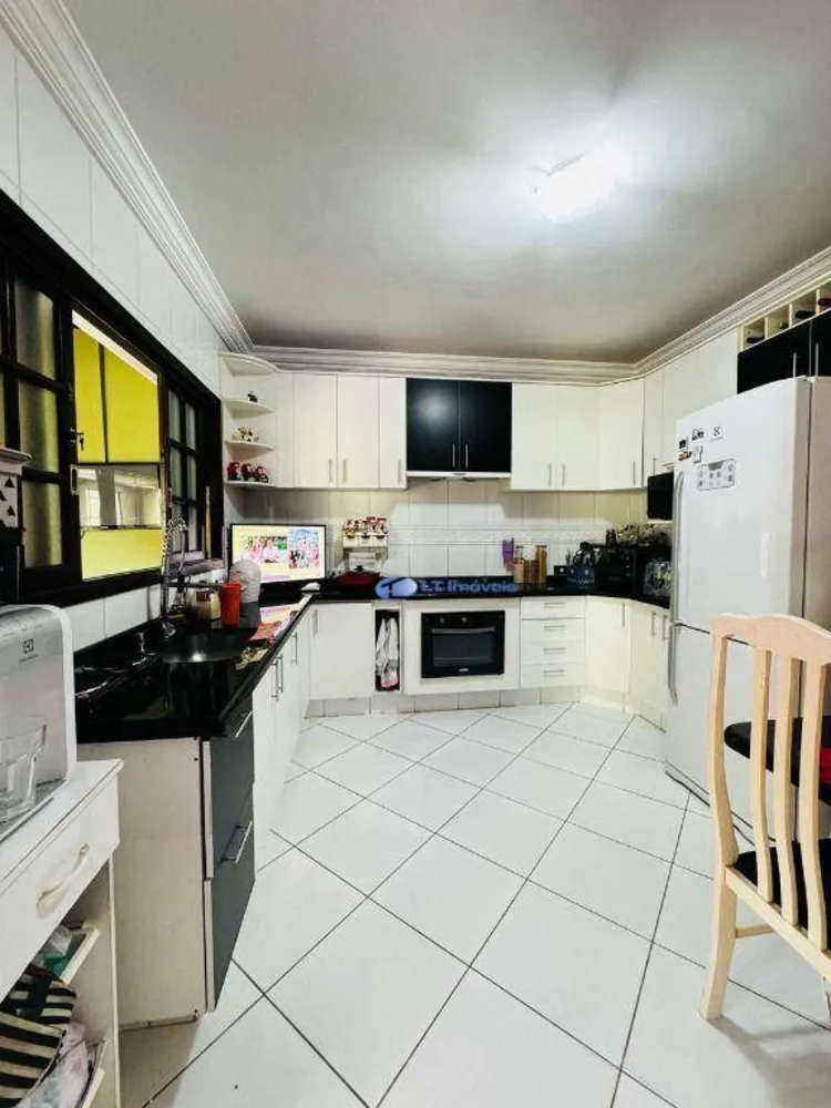 Sobrado, 4 quartos, 260 m² - Foto 6