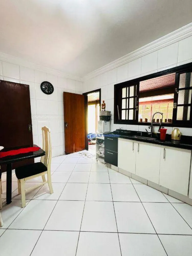 Sobrado, 4 quartos, 260 m² - Foto 7