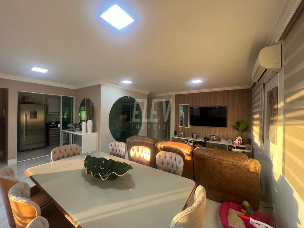 Cobertura, 4 quartos, 244 m² - Foto 1