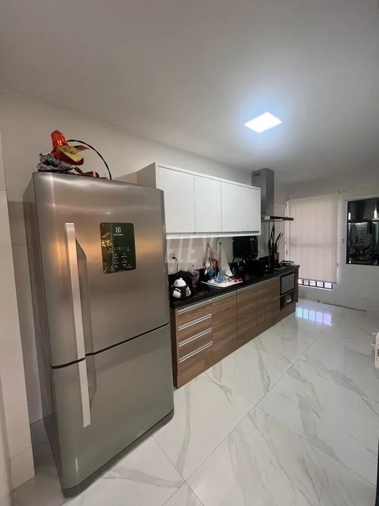 Cobertura, 4 quartos, 244 m² - Foto 2