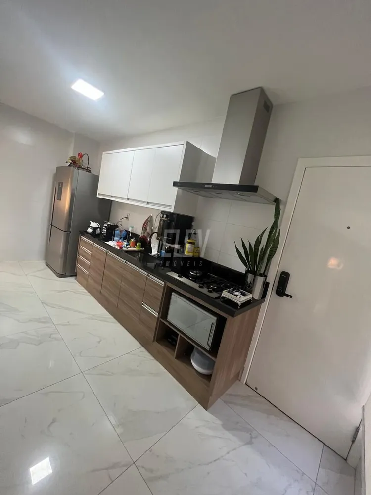Cobertura, 4 quartos, 244 m² - Foto 5