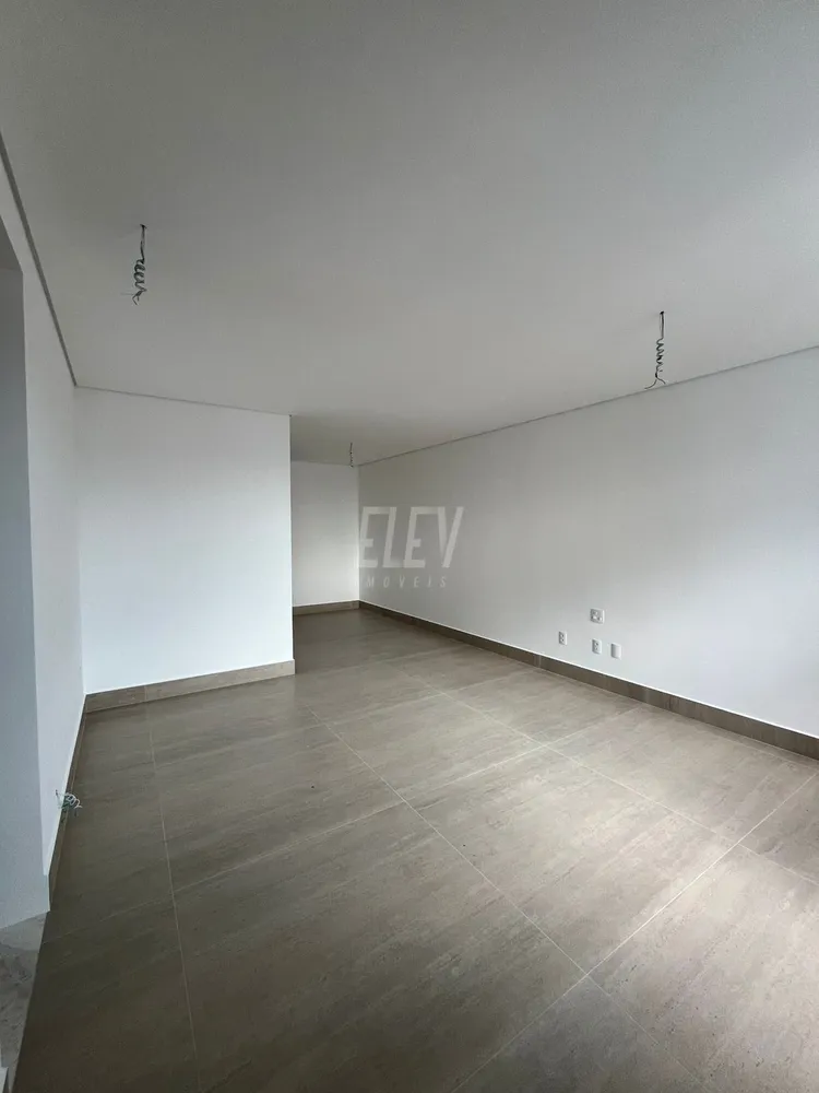 Apartamento, 3 quartos, 270 m² - Foto 8