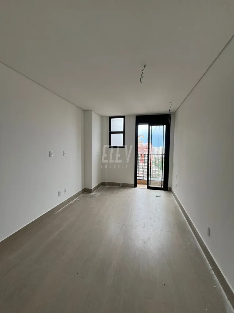 Apartamento, 3 quartos, 270 m² - Foto 4