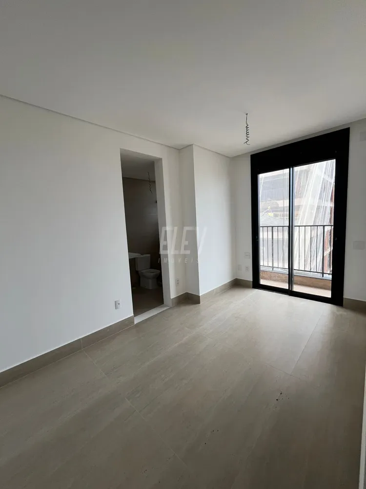 Apartamento, 3 quartos, 270 m² - Foto 12