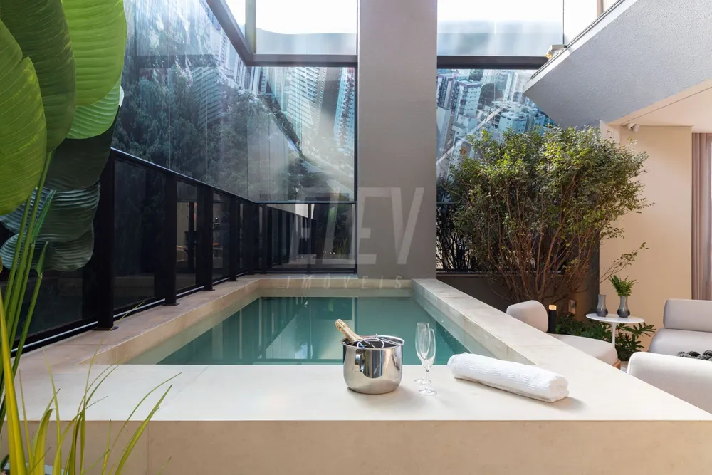 Cobertura, 3 quartos, 327 m² - Foto 6