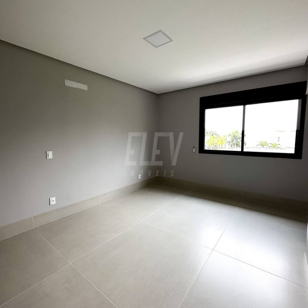 Casa de Condomínio à venda com 4 quartos, 487m² - Foto 7