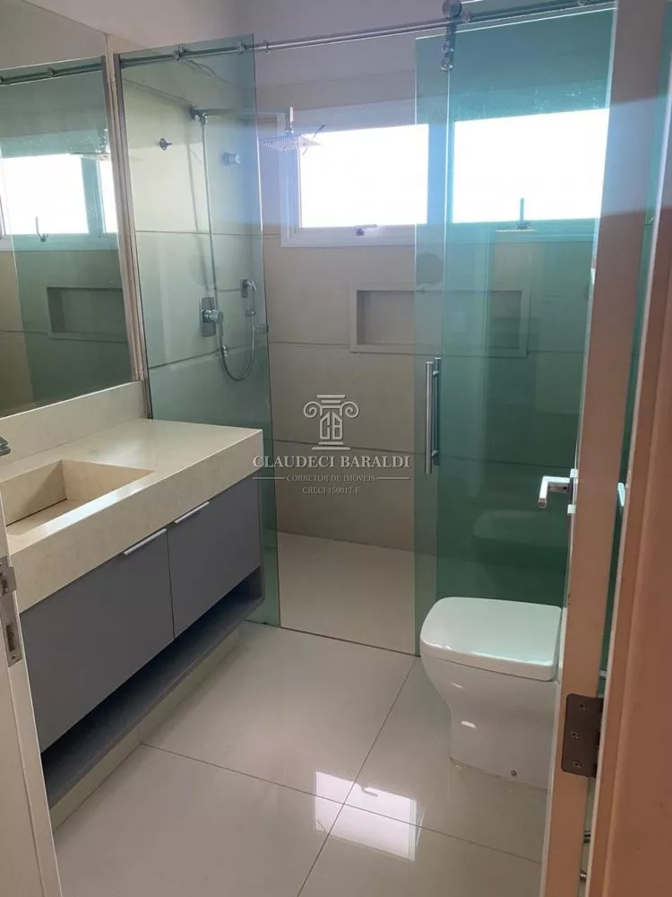 Sobrado à venda com 4 quartos, 950m² - Foto 2